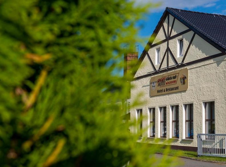 Sporthotel Glueck Auf Moenchenfrei Brand-Erbisdorf Zewnętrze zdjęcie