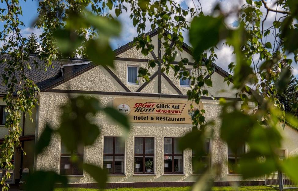 Sporthotel Glueck Auf Moenchenfrei Brand-Erbisdorf Zewnętrze zdjęcie
