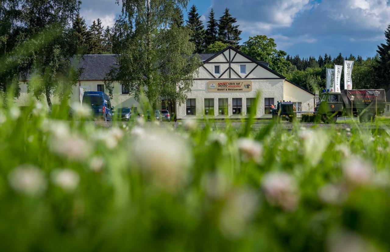 Sporthotel Glueck Auf Moenchenfrei Brand-Erbisdorf Zewnętrze zdjęcie